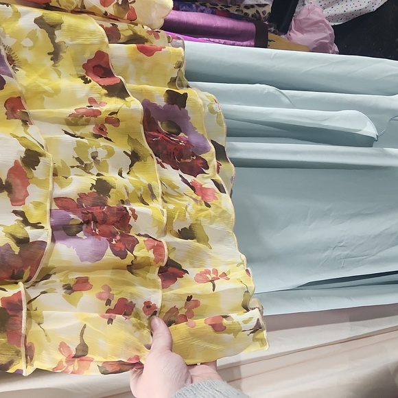 Apt 9 yellow floral top with elegant cascading top in size XL - Picture 4 of 7
